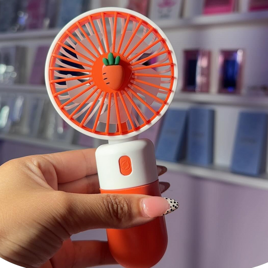 the carrot fan 🥕✨